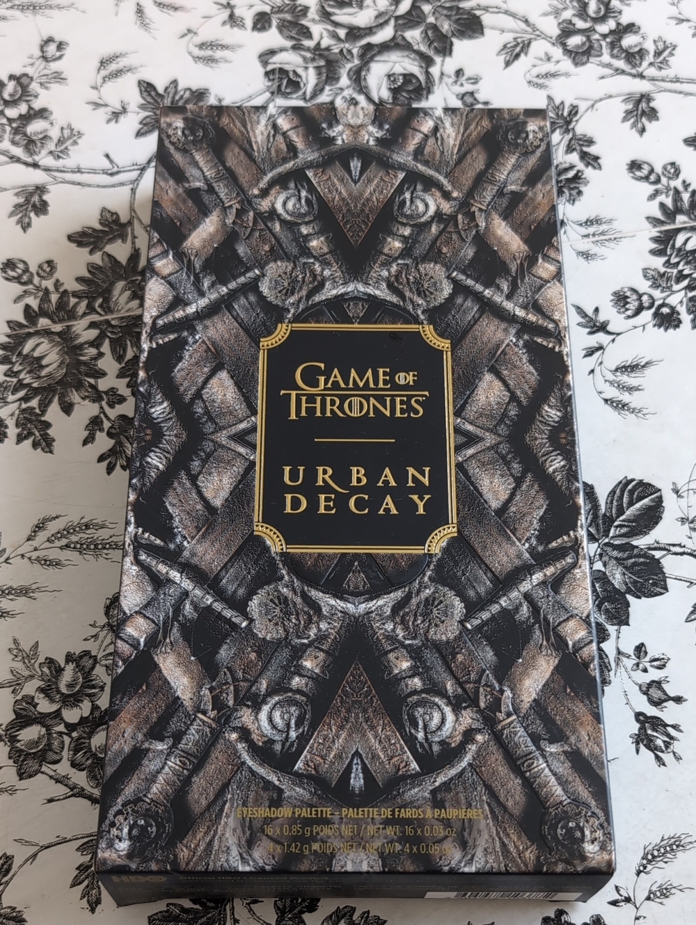 Urban Decay Game of Thrones Eyeshadow Palette